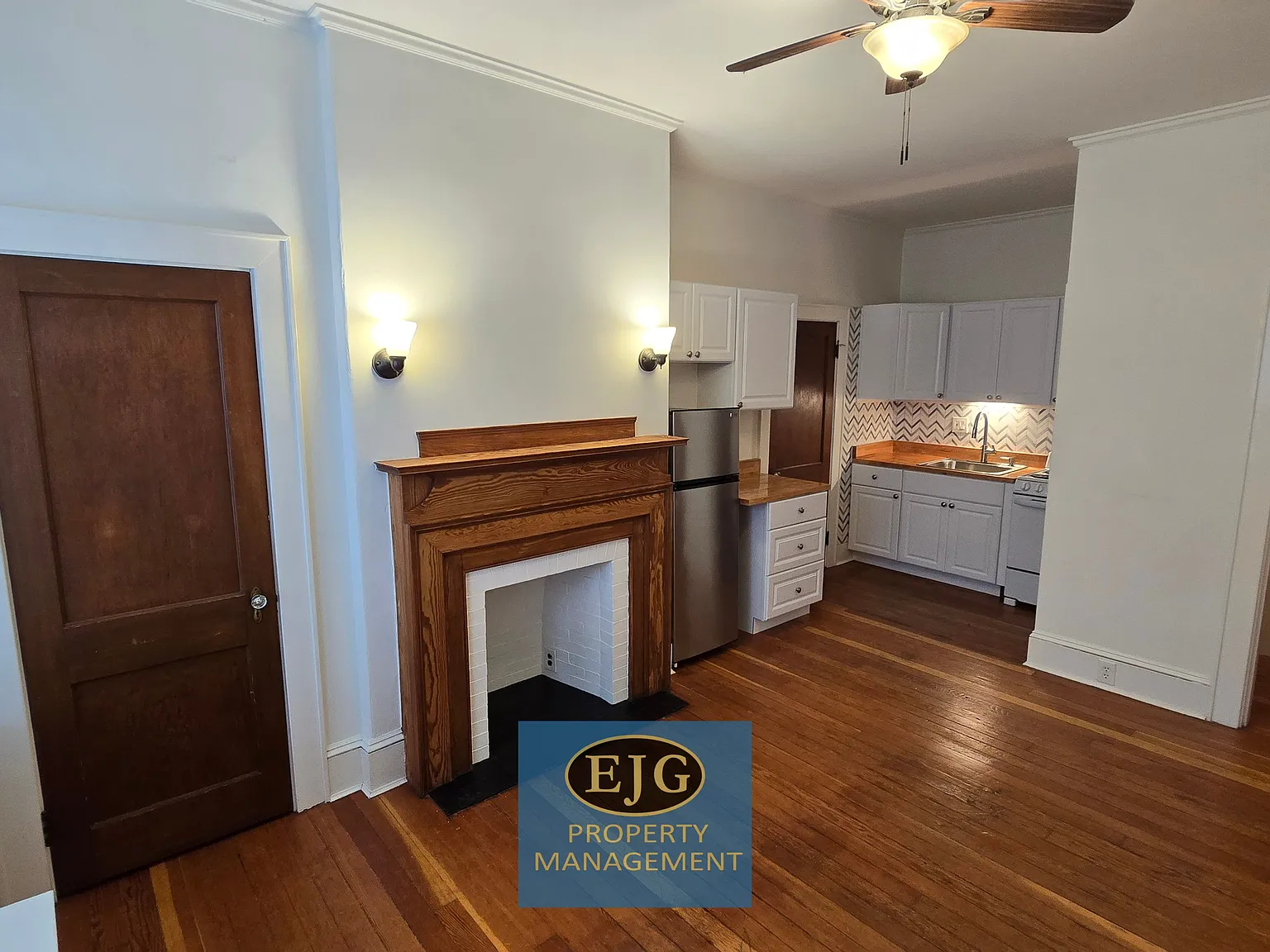 Studio, $1,300 — Photo 2