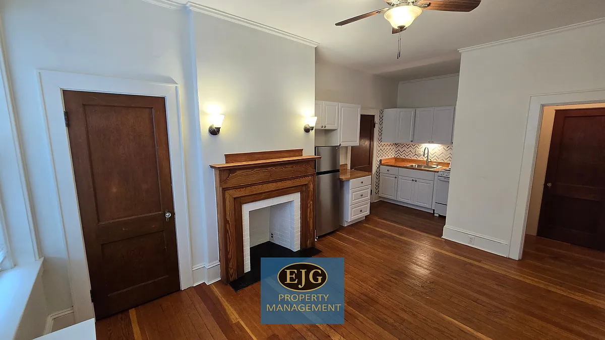 Building Photo - 42 N State St #1