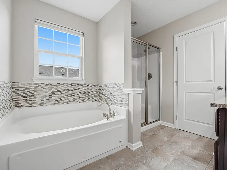 2305 Pointe View Dr — Photo 6