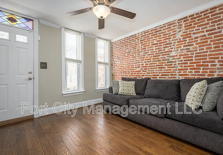409 Folsom St #1 — Photo 3