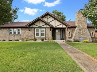 1517 Timbercreek Rd, Benbrook, TX 76126