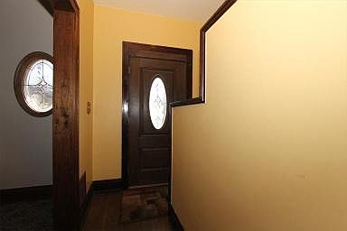 2nd image of 2130 Cathedral Ave