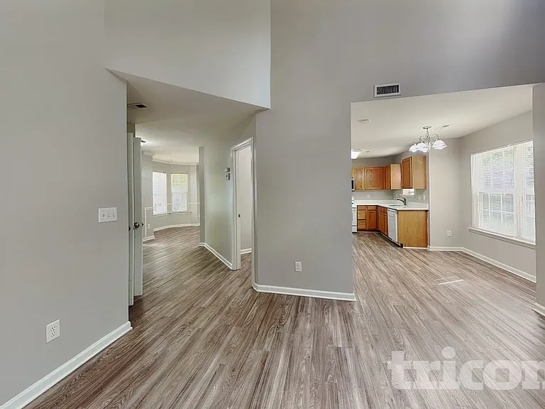 14517 Arbor Ridge Dr — Photo 3