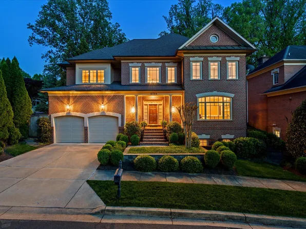 6704 Honesty Dr, Bethesda, MD 20817