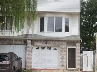 146 Grimsby St, Staten Island, NY 10306