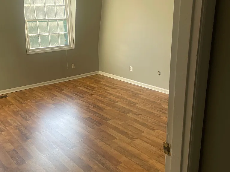 117 Eaglewood Way — Photo 7