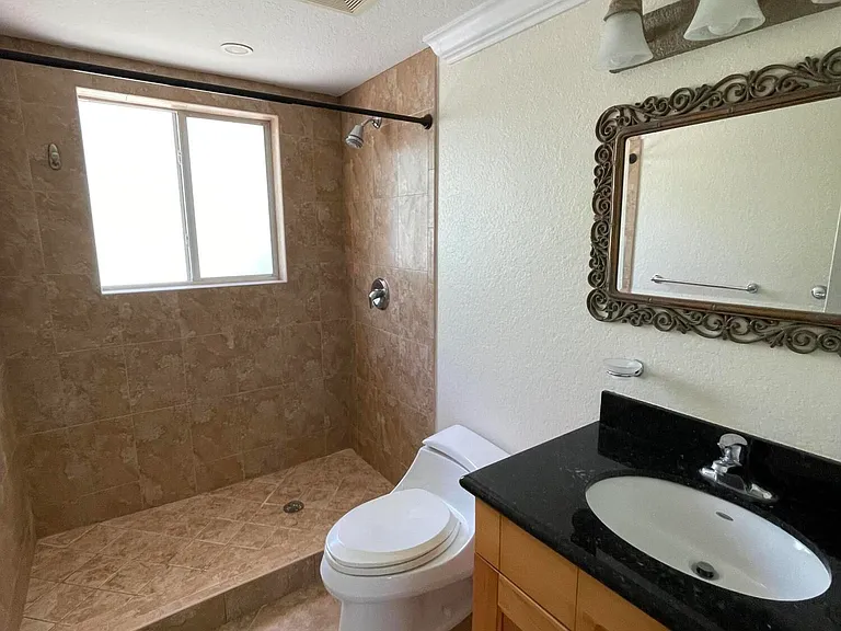 156 Marina Ave — Photo 12