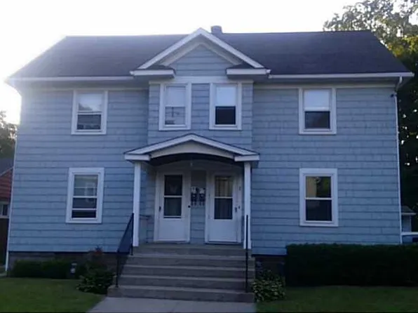 8-10 N Mill St, North East, PA 16428
