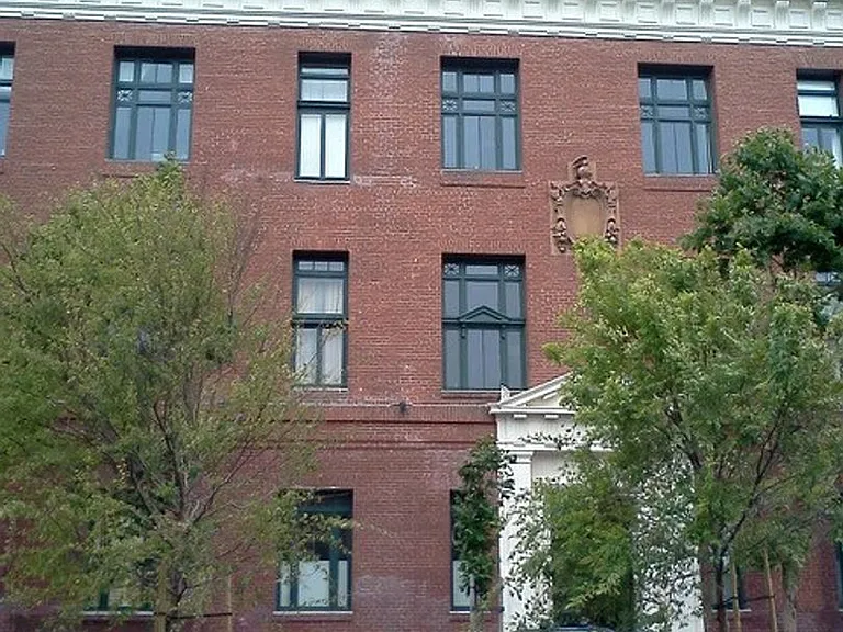 95 McCoppin St #210 — Photo 17