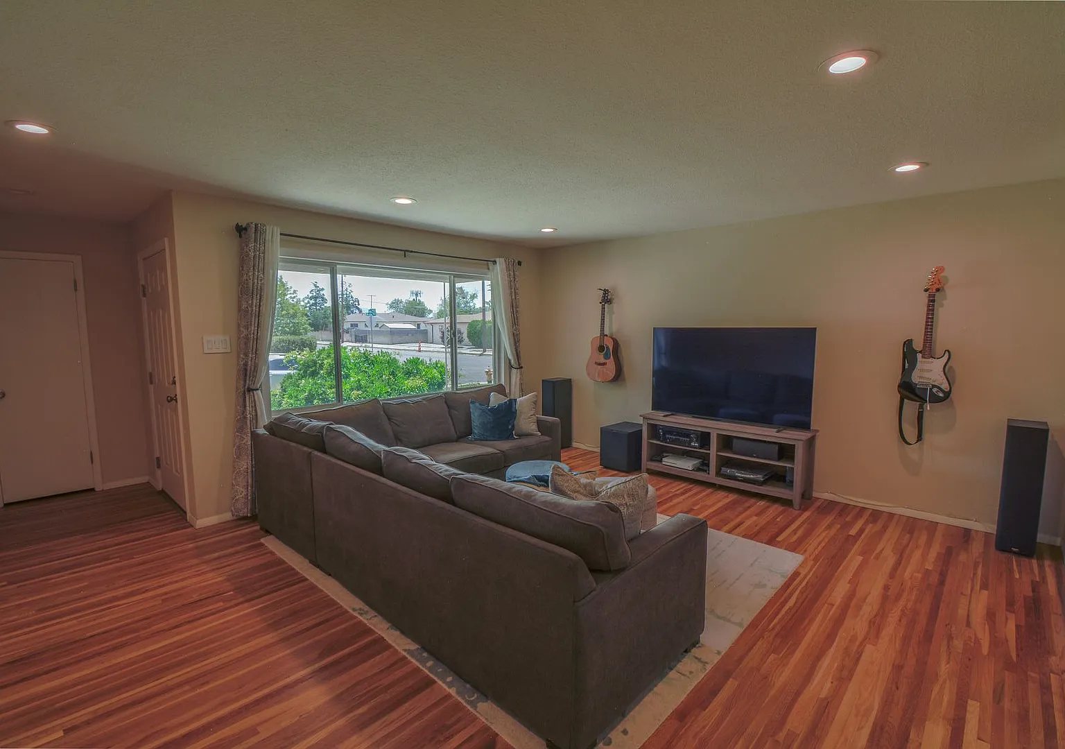 9501 Arvilla Ave. NE — Photo 4