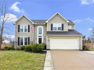 5096 Burrell Dr, Sheffield Village, OH 44054