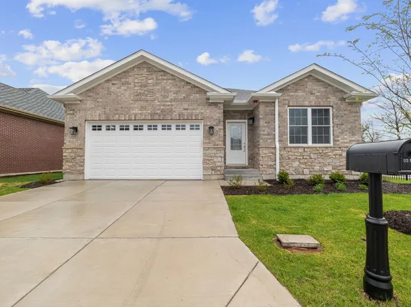 202 Donmor Dr, Bloomingdale, IL 60108