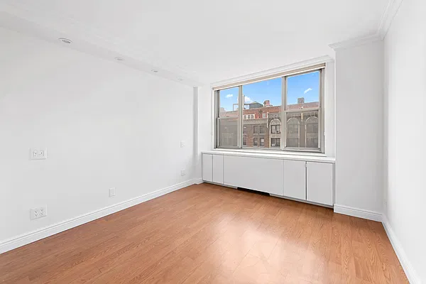 Sold by Compass | media 15