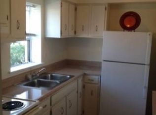 160 Saint Johns Cir APT 200, Fern Park, FL 32730
