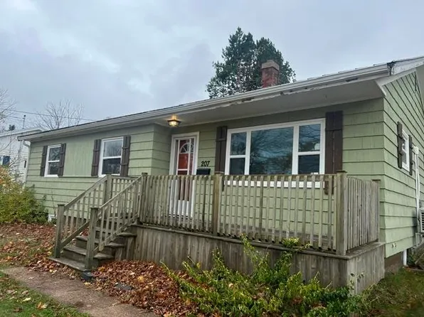 207 Belvedere Ave, Charlottetown, PE C1A 2Z2