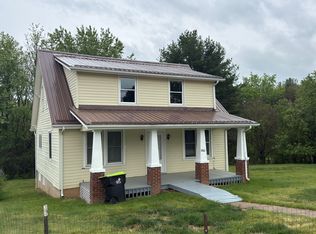 3860 Bob White Blvd, Pulaski, VA 24301