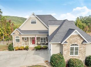 403 Lake Ridge Ct, Salem, SC 29676