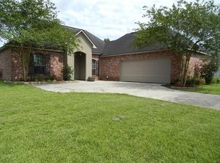 16340 Natalie Ln, Prairieville, LA 70769