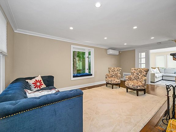 4th image of 51 Deepdale Drive