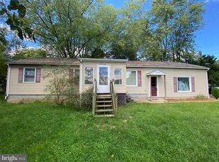 1071 Putnam St, Harpers Ferry, WV 25425