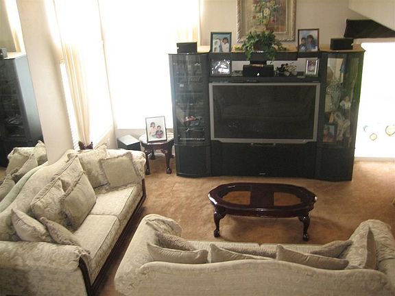 3rd image of 21520 Calle Prima