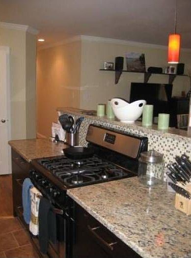2nd image of 156 Centre Ave APT 3A