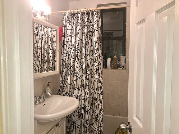 5th image of 8355 Woodhaven Blvd APT 5D