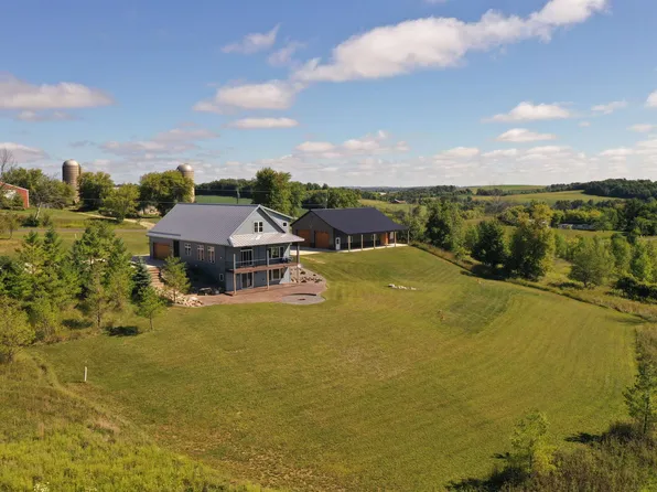 W4010 Scenic Rd, Campbellsport, WI 53010