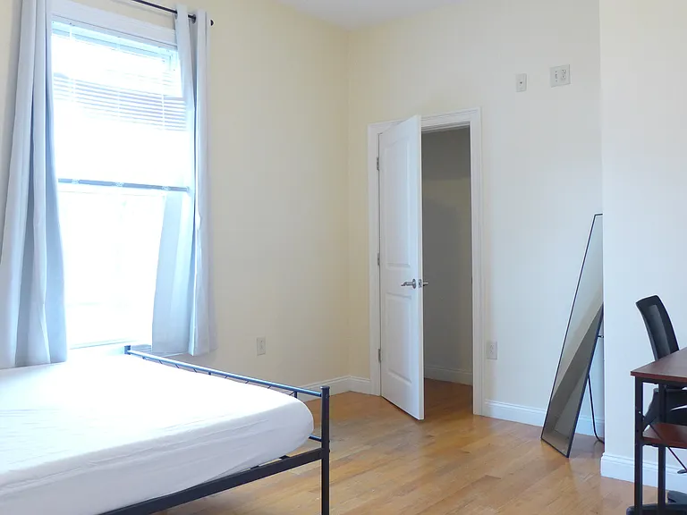 48 Dudley Pl #2 — Photo 4
