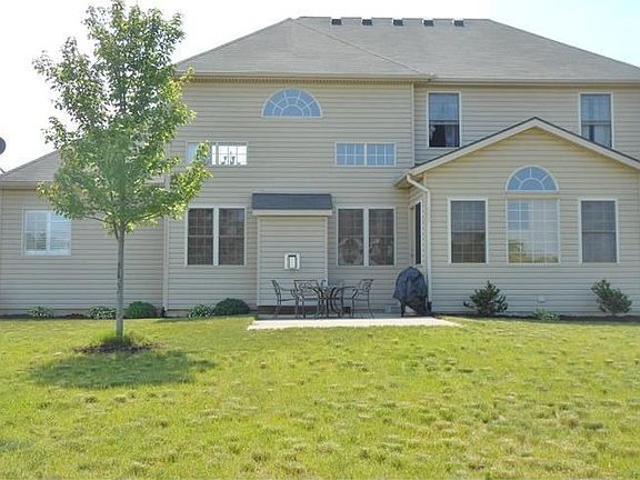 2nd image of 1340 Camden Trl