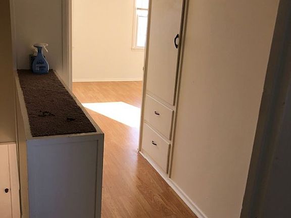4th image of 702 River Park Dr #730