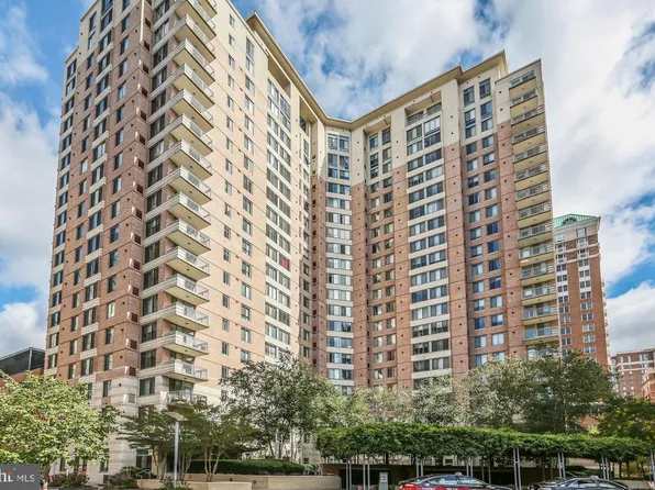 851 N Glebe Rd APT 707, Arlington, VA 22203