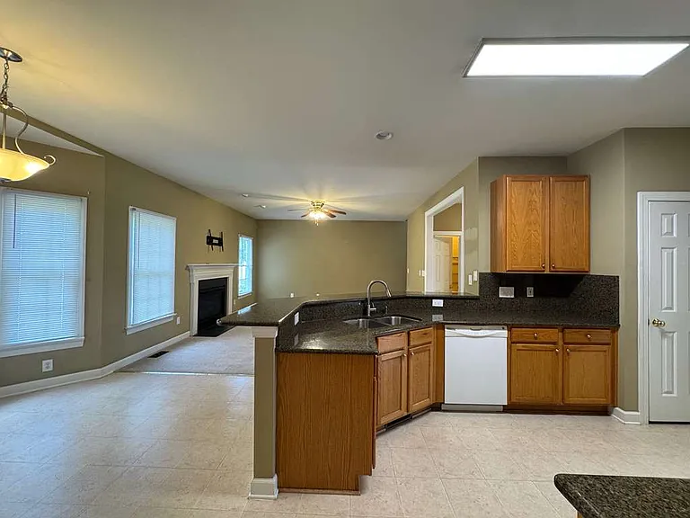 803 Haddon Hall Dr — Photo 11
