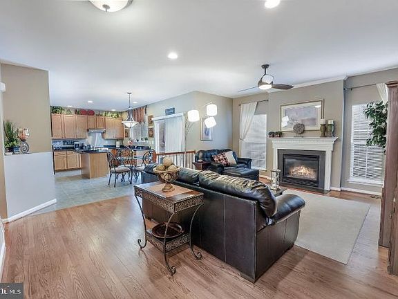 5th image of 8245 Tenbrook Dr