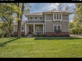 10124 Fieldcrest Ln, Saint Louis, MO