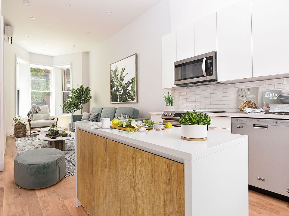 1st image of 315 W 103rd St #D