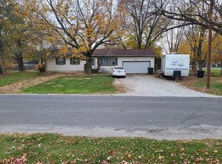 3255 N Westlawn Ave, Decatur, IL 62526