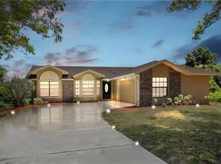 1085 Aaron Dr, Deltona, FL 32725
