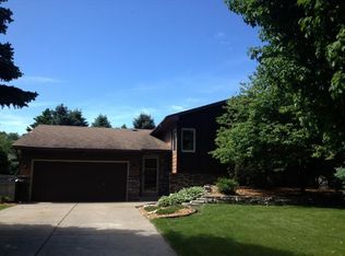 7101 River Shore Ln, Champlin, MN 55316