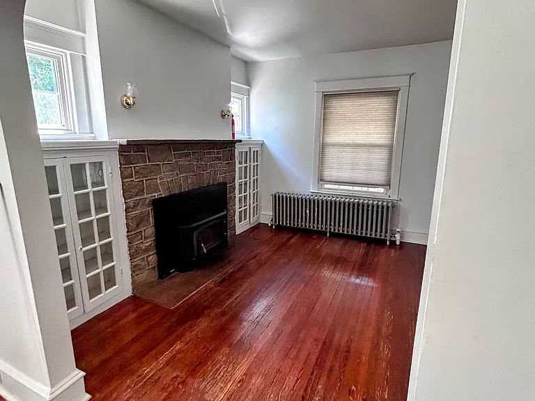 2461 Norwood Ave #1 — Photo 7