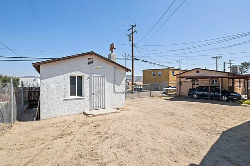 605 E Williams St #2 Photo 1