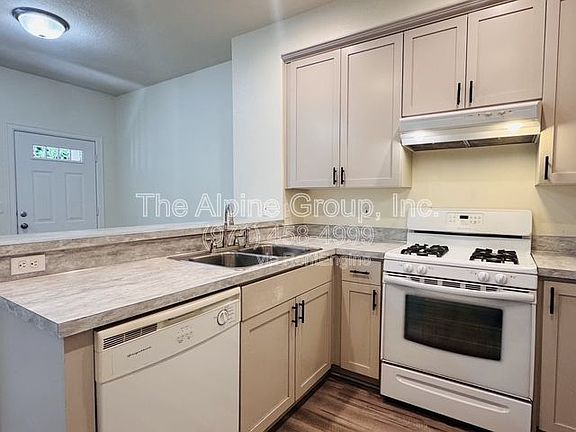 5th image of 3540 SE 119th Ave APT 04