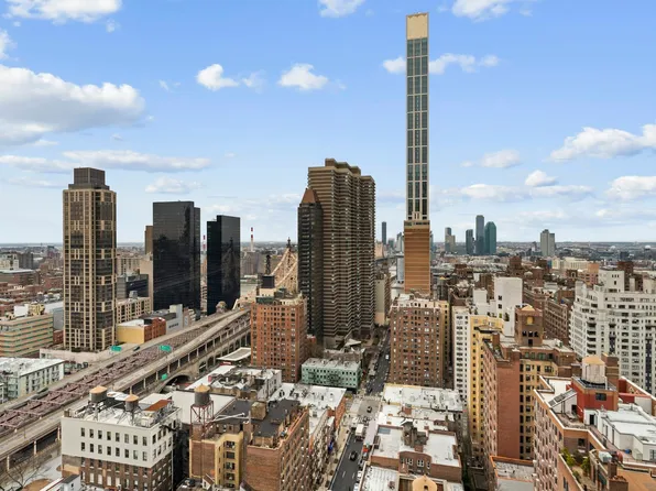 303 East 57th Street image 6 of 12