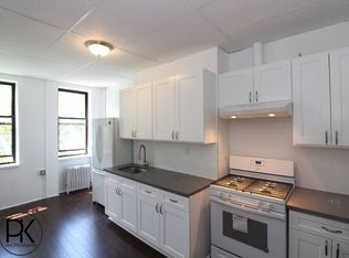 241 Kingsland Ave APT 2R, Brooklyn, NY 11222