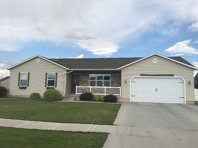 1st image of 3170 N Topaz Dr