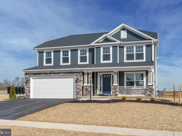 803 Greenwich Ln, Shippensburg, PA 17257