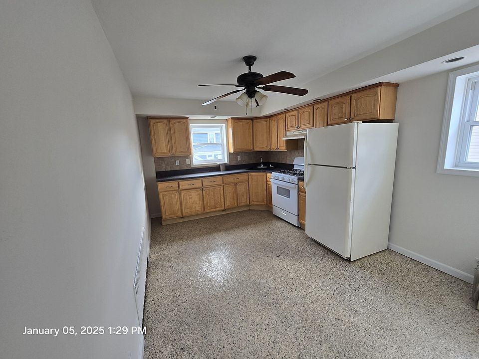 1st image of 1332 Forest Ave Suite 2