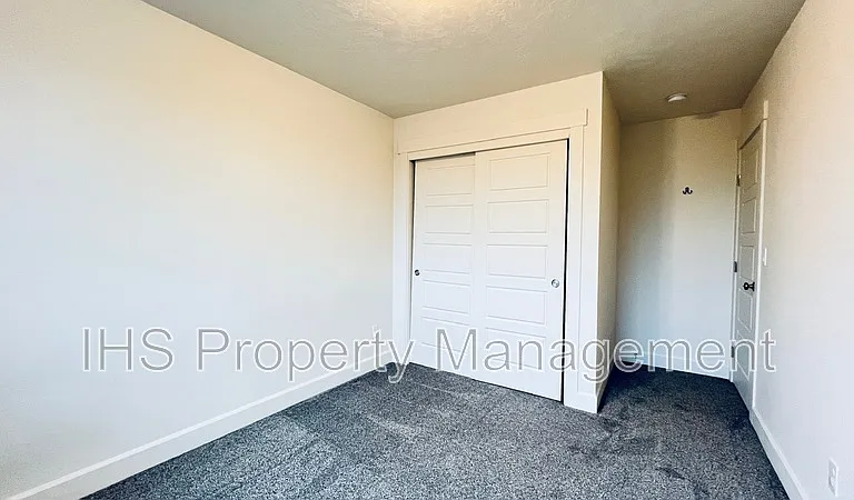 9801 Silverbright Dr — Photo 26