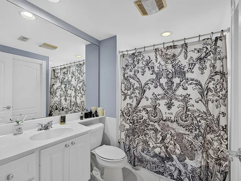 213 Barcelona Dr — Photo 19