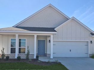 170 Lightning Bug Ln, Freeport, FL 32439